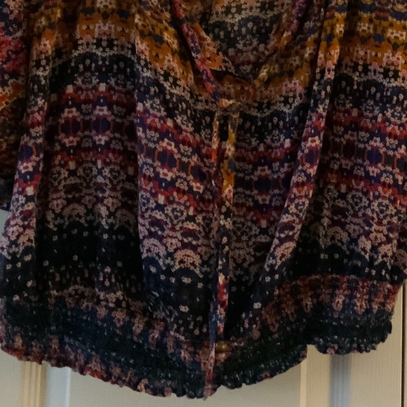 Colorful Blouse - Picture 2 of 2